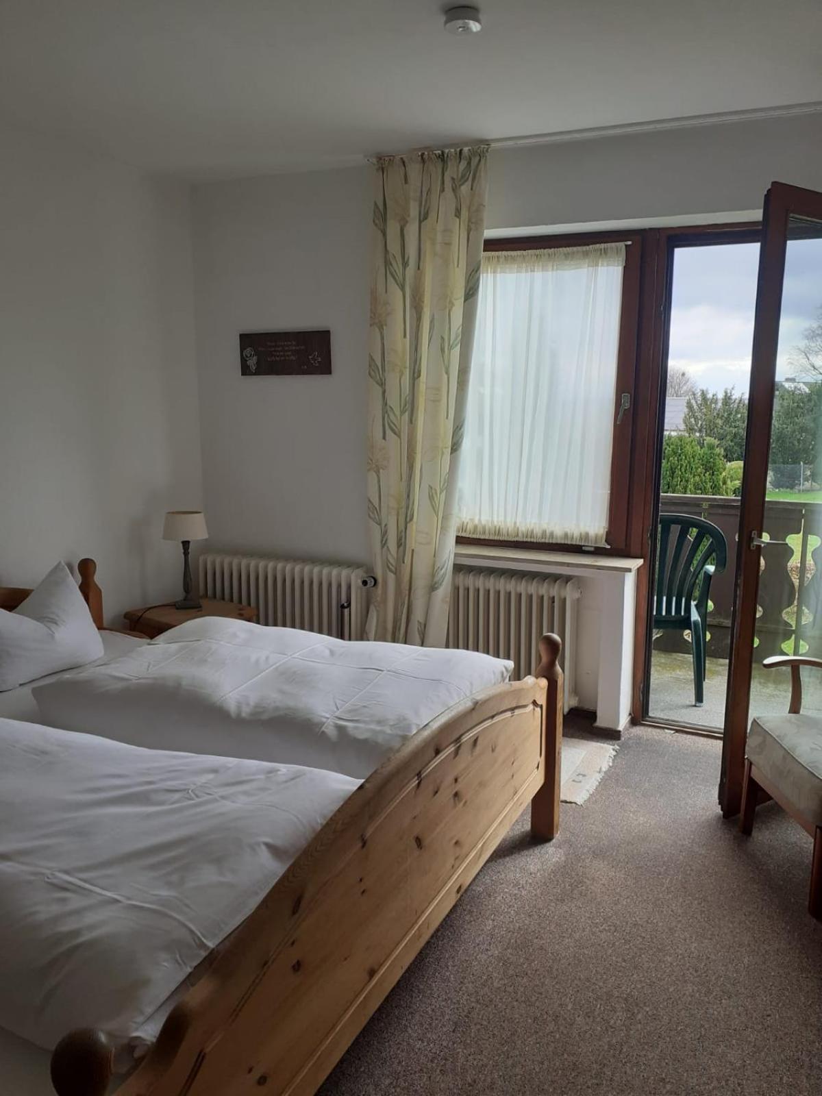 Pension Hubertus Winterberg Exterior photo